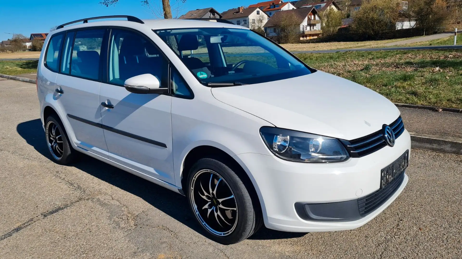 Volkswagen Touran Trendline EcoFuel Weiß - 2