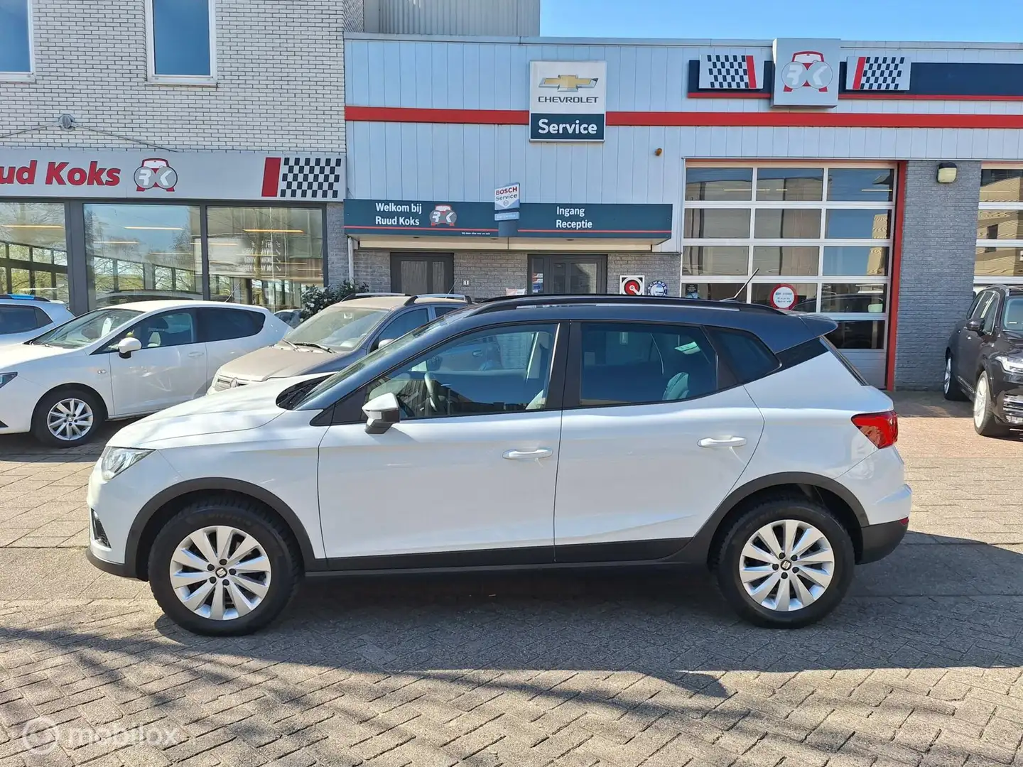 SEAT Arona 1.0 TSI STYLE / Keyless / NAP / Navigatie / Camera Wit - 2