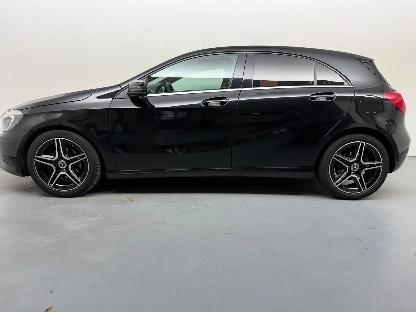 Mercedes-Benz A 180 Ambition # Clima # Xenon # Navi # PDC # 18" Lmv Noir - 2