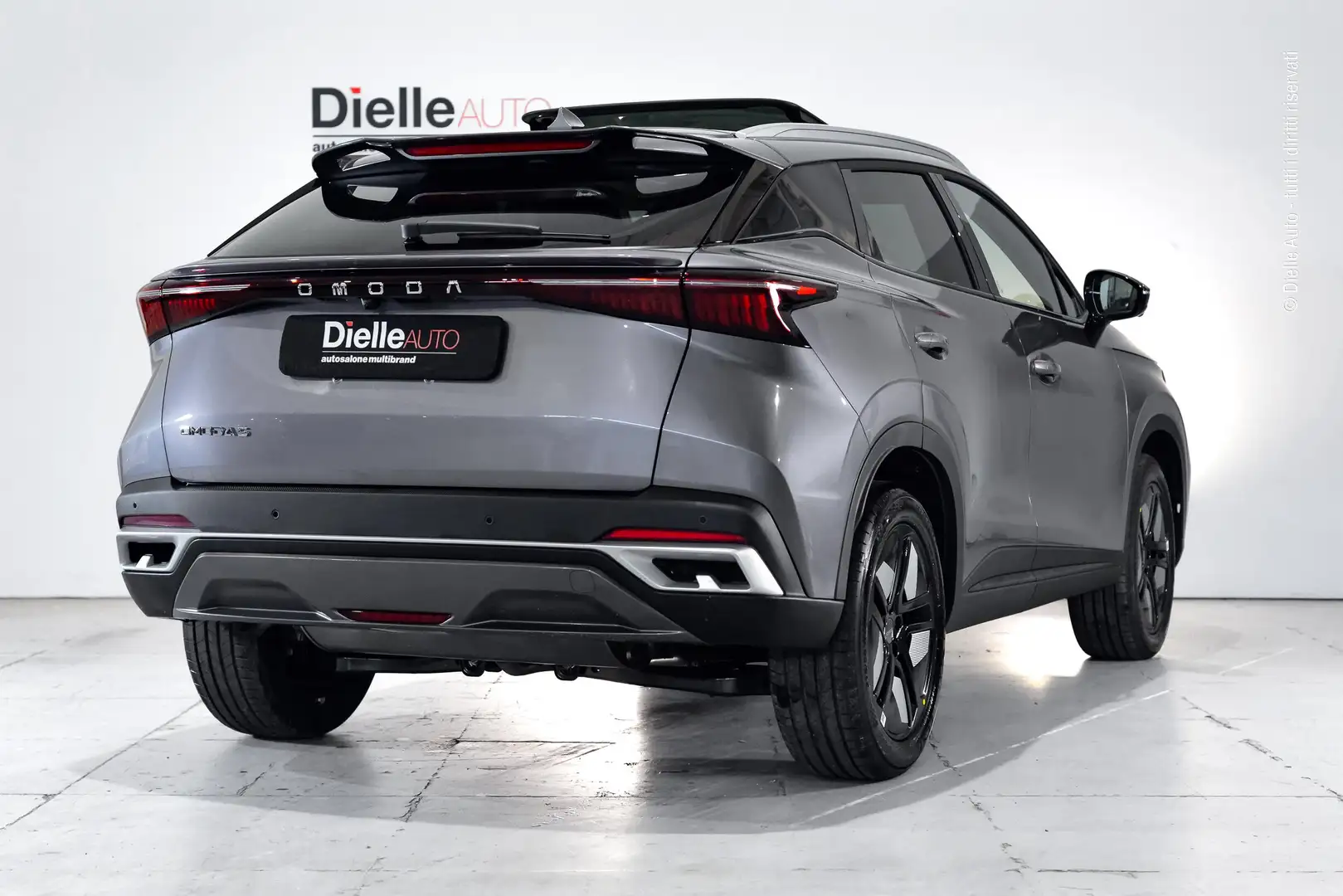 Omoda 5 OMODA 5 1.6 TGDI 7DCT PREMIUM ANNIVERSARY GPL Schwarz - 2