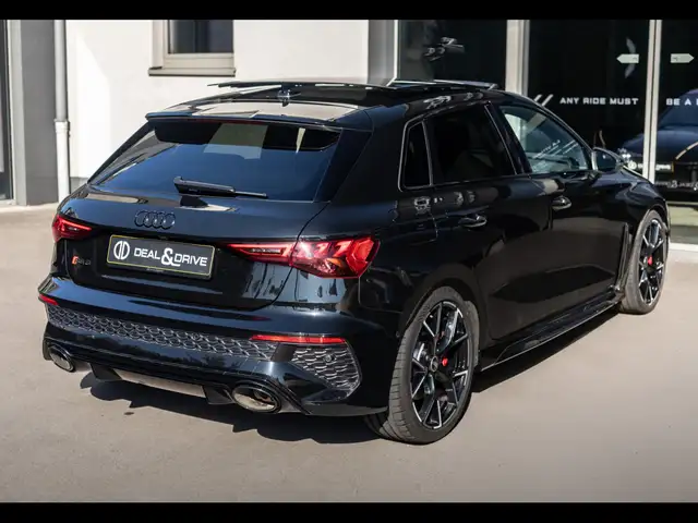 Audi RS3 view 7