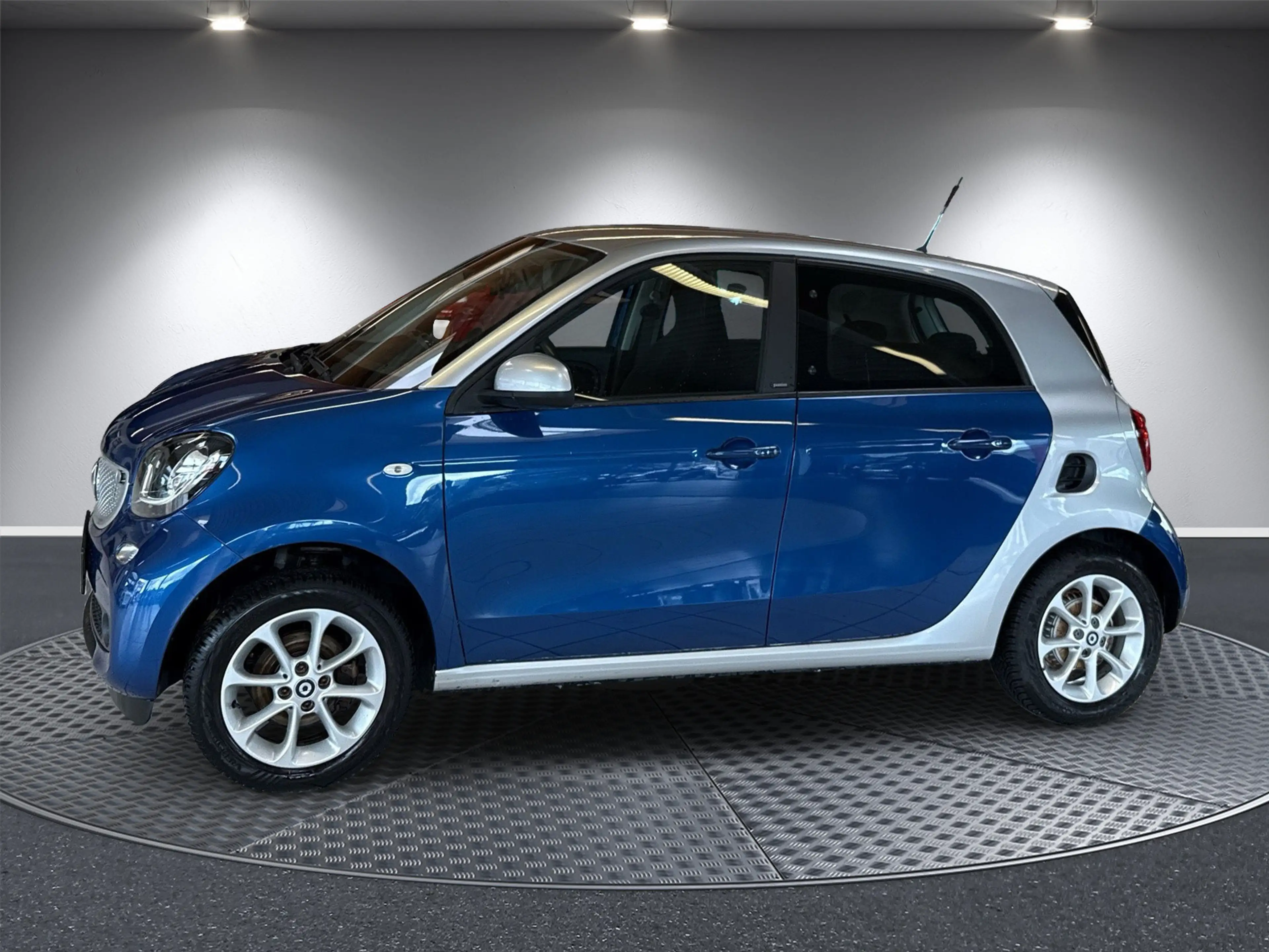 smart forFour Fahrradträger PDC-Sitzheizung — photo 2