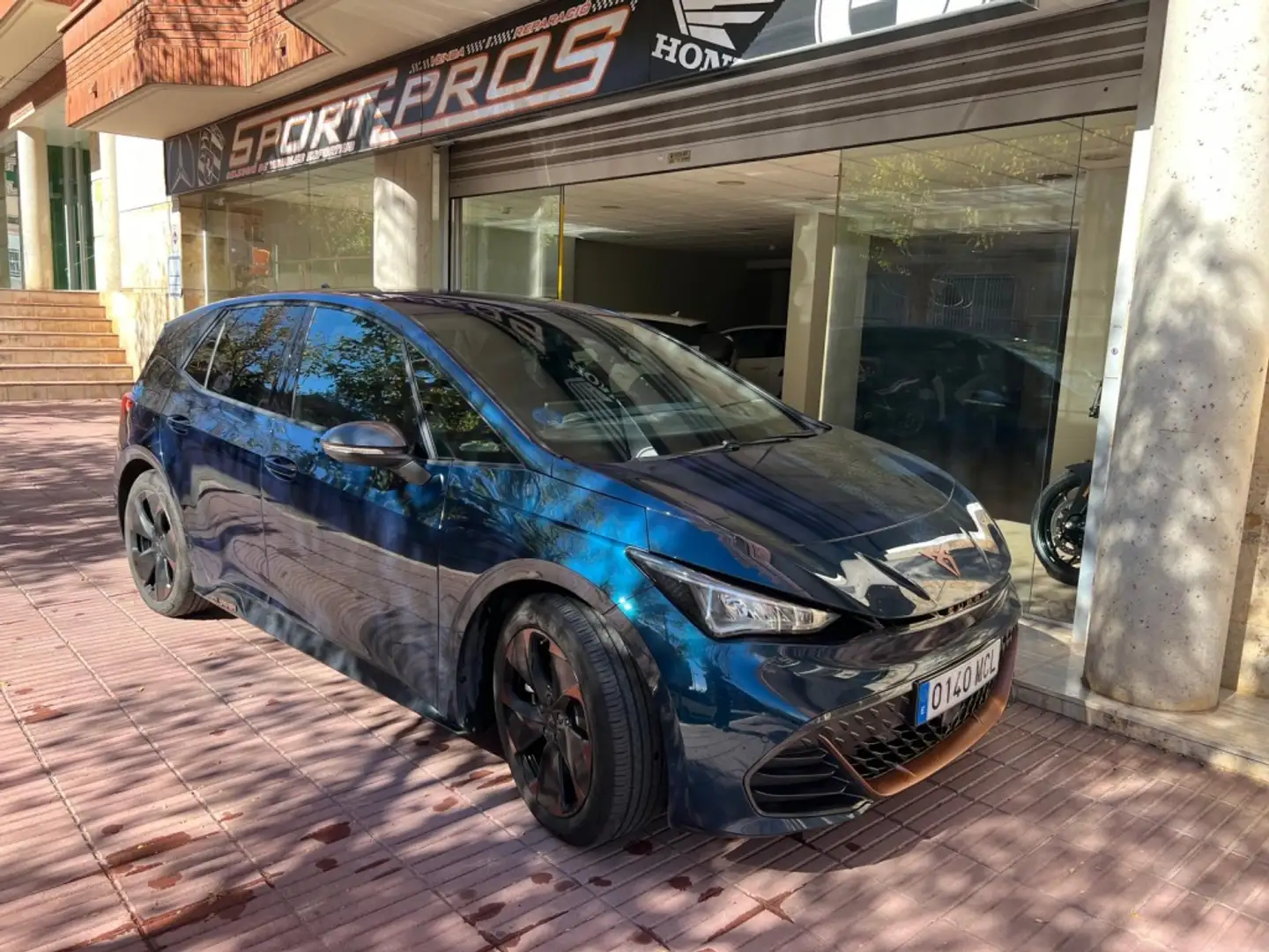 CUPRA Born e-Boost Pack Launch Edition 170kW 58kwh Azul - 1