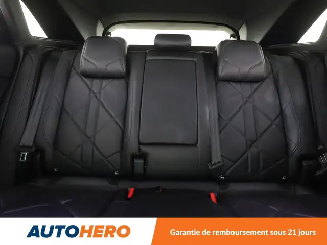 DS Automobiles DS 7 Crossback view 15