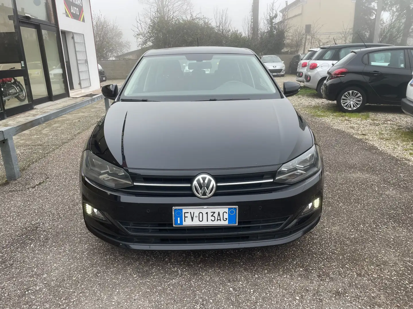 Volkswagen Polo Polo VI 5p 1.0 evo Comfortline 80cv X NEOPATENTATI Schwarz - 2