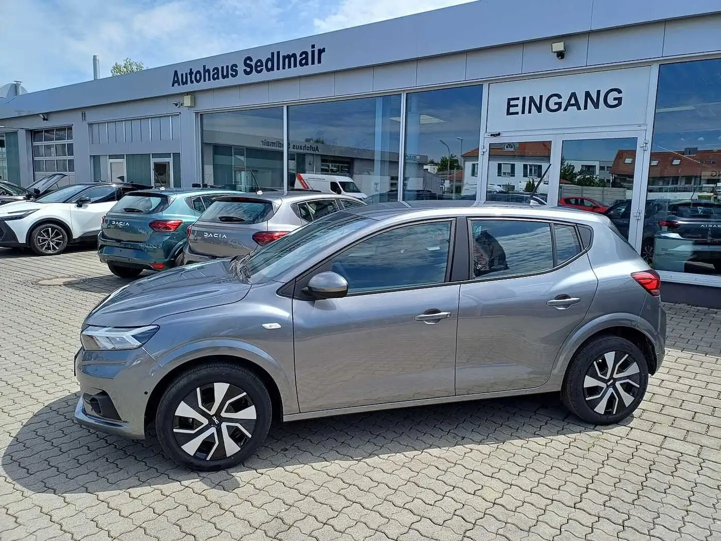 Dacia Sandero Expression Tce 90 Navigation, Parkpaket Gris - 1