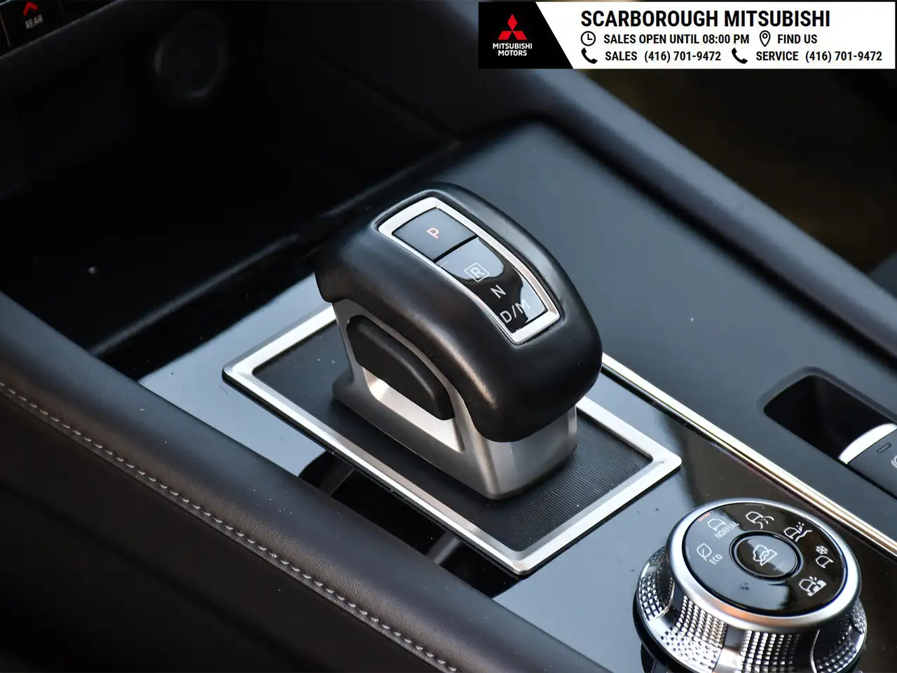 Mitsubishi Outlander снимка Mitsubishi Outlander