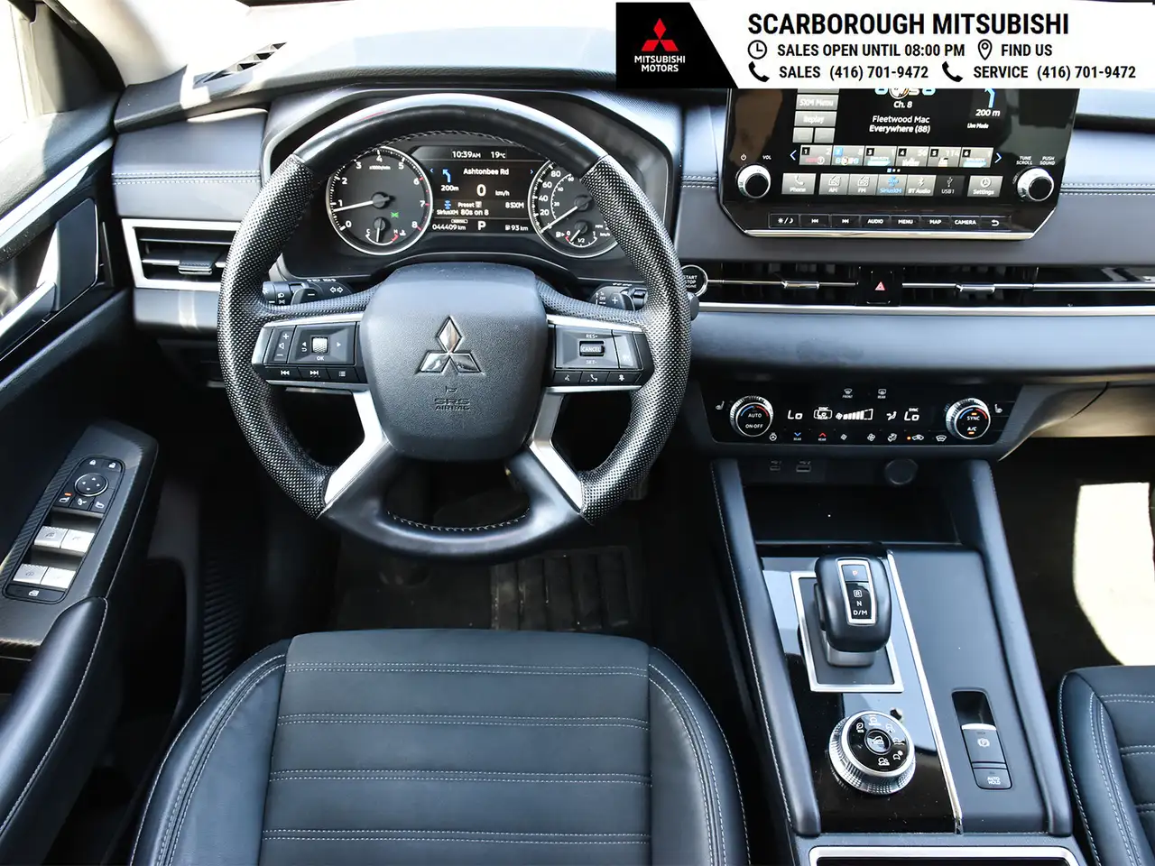 Mitsubishi Outlander снимка Mitsubishi Outlander