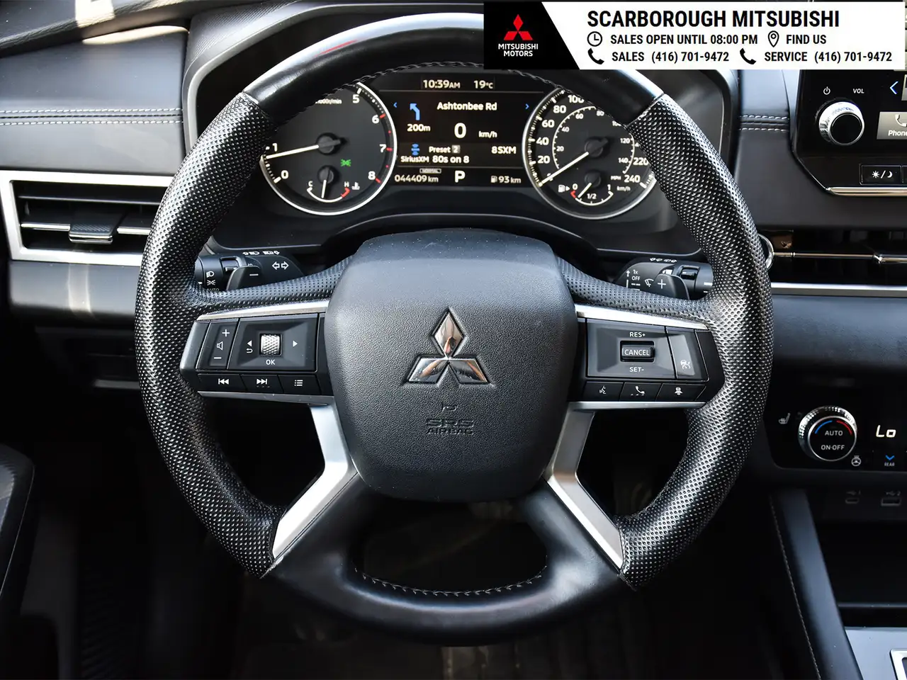 Mitsubishi Outlander снимка Mitsubishi Outlander