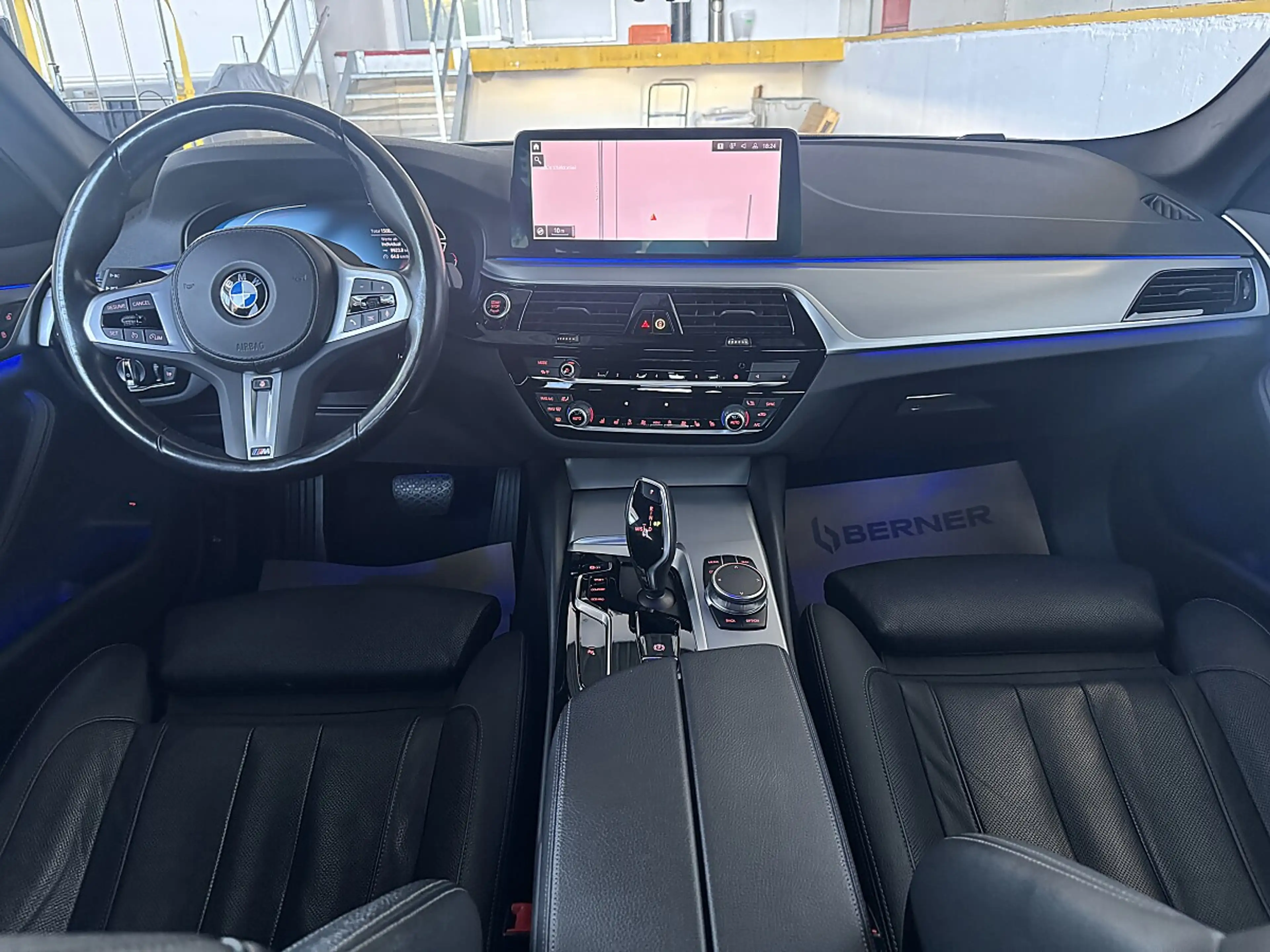 BMW 530 d xDrive / HEAD-UP / VIRTUAL COCKPIT / AMBIENTE... — photo 12