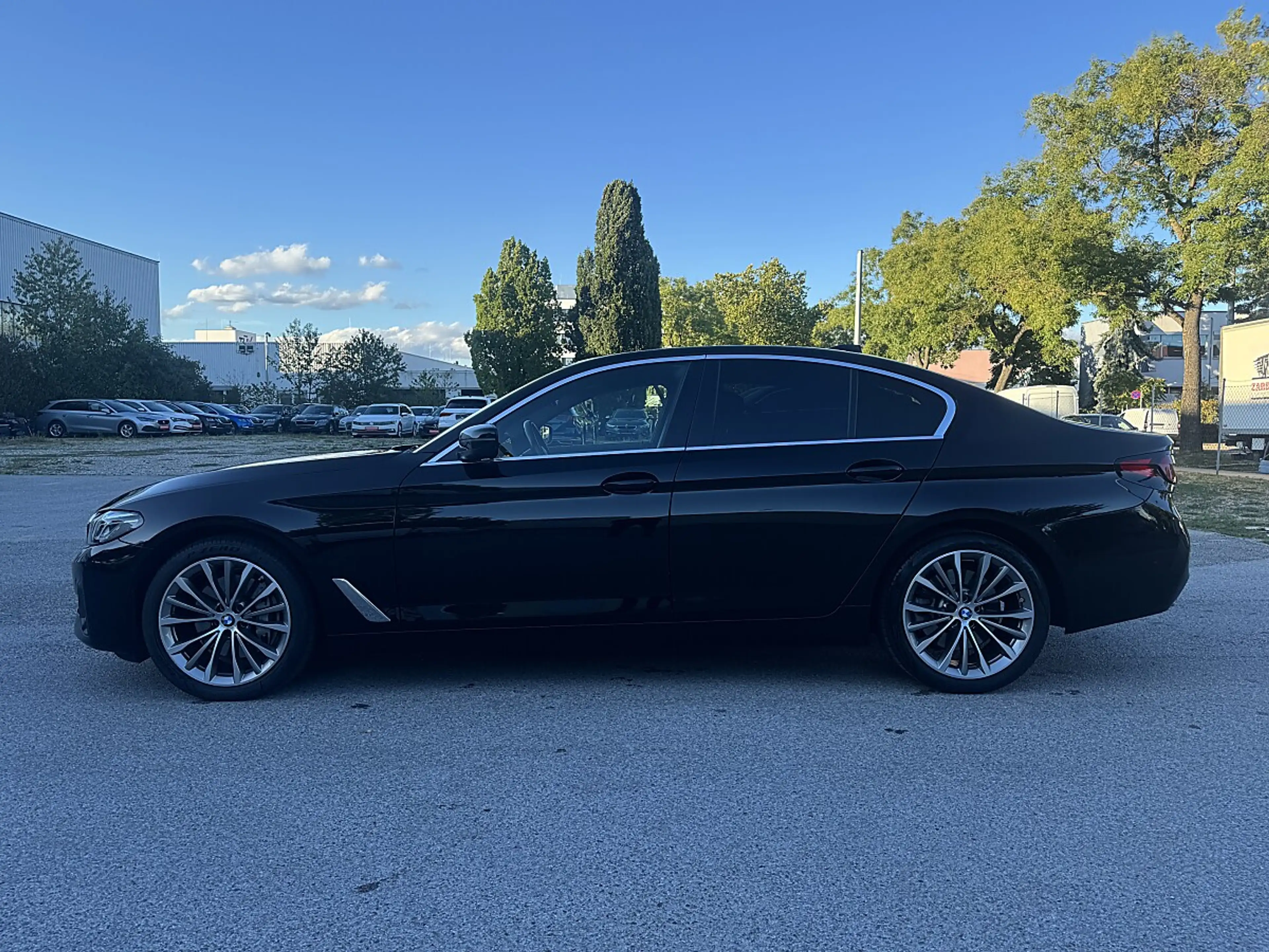 BMW 530 d xDrive / HEAD-UP / VIRTUAL COCKPIT / AMBIENTE... — photo 3