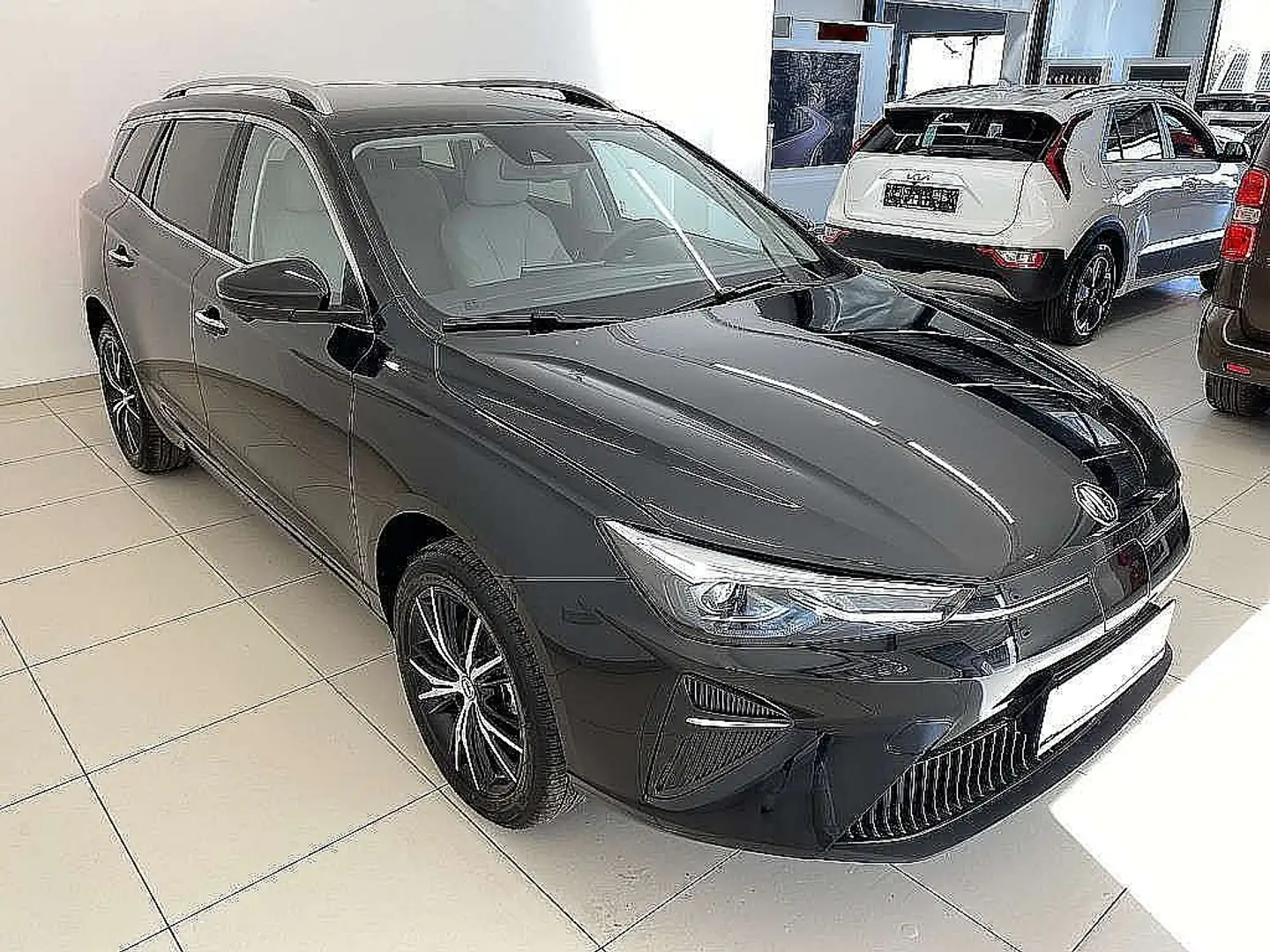 MG MG5 EV Luxury 61,1 kWh Maximal Reichweite Negru - 2