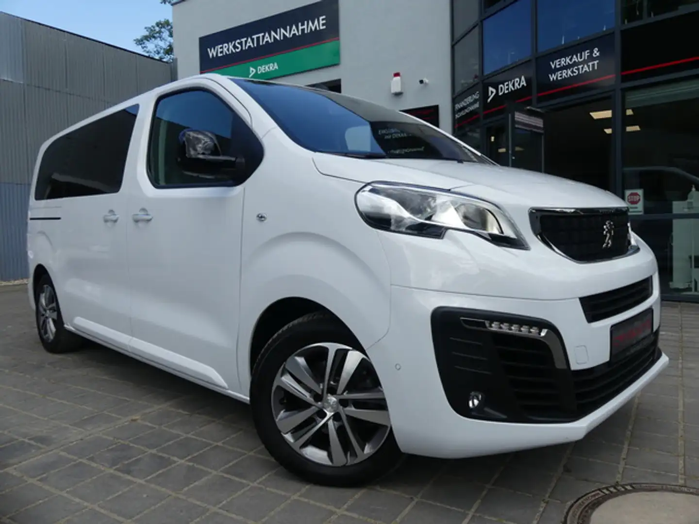 Peugeot Traveller 2.0 HDi Active L2 LEDER/STNDHZ/KAM/AHK Blanc - 1