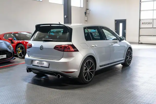 Volkswagen Golf view 8