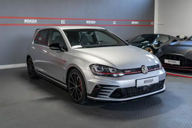 Volkswagen Golf view 7
