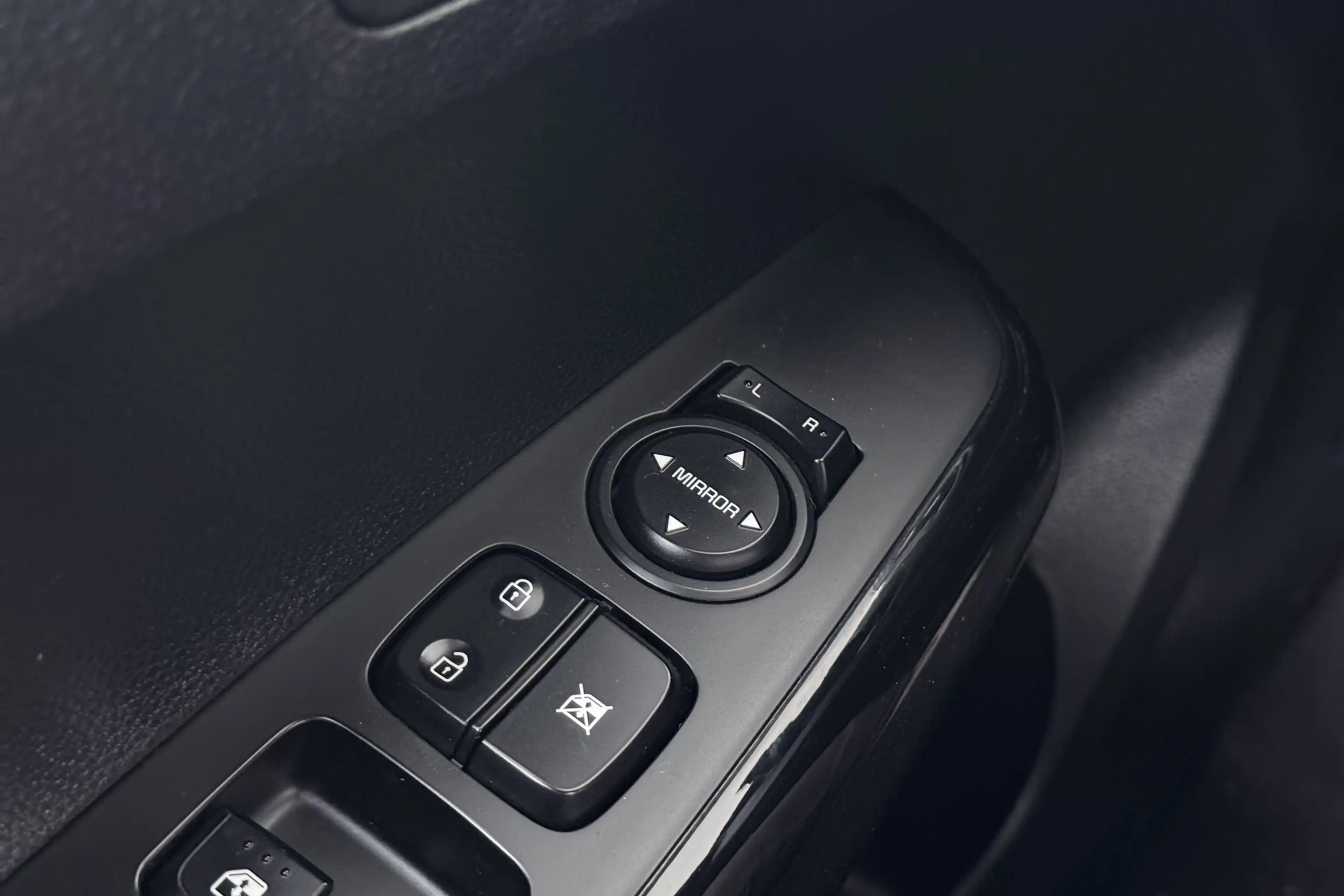Kia Picanto 1.0 DPi DynamicLine Camera Carplay Cruise — photo 17
