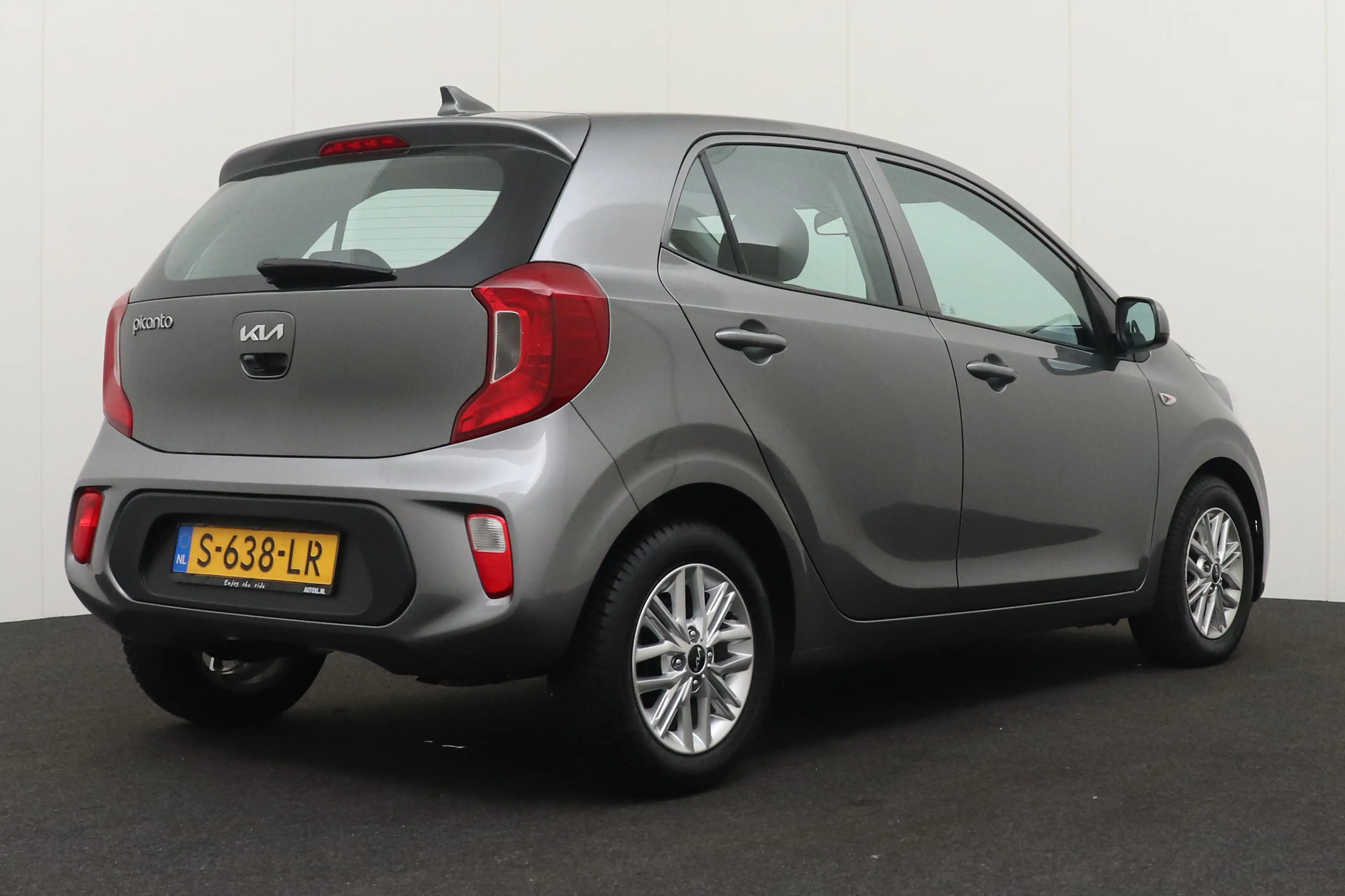 Kia Picanto 1.0 DPi DynamicLine Camera Carplay Cruise — photo 2