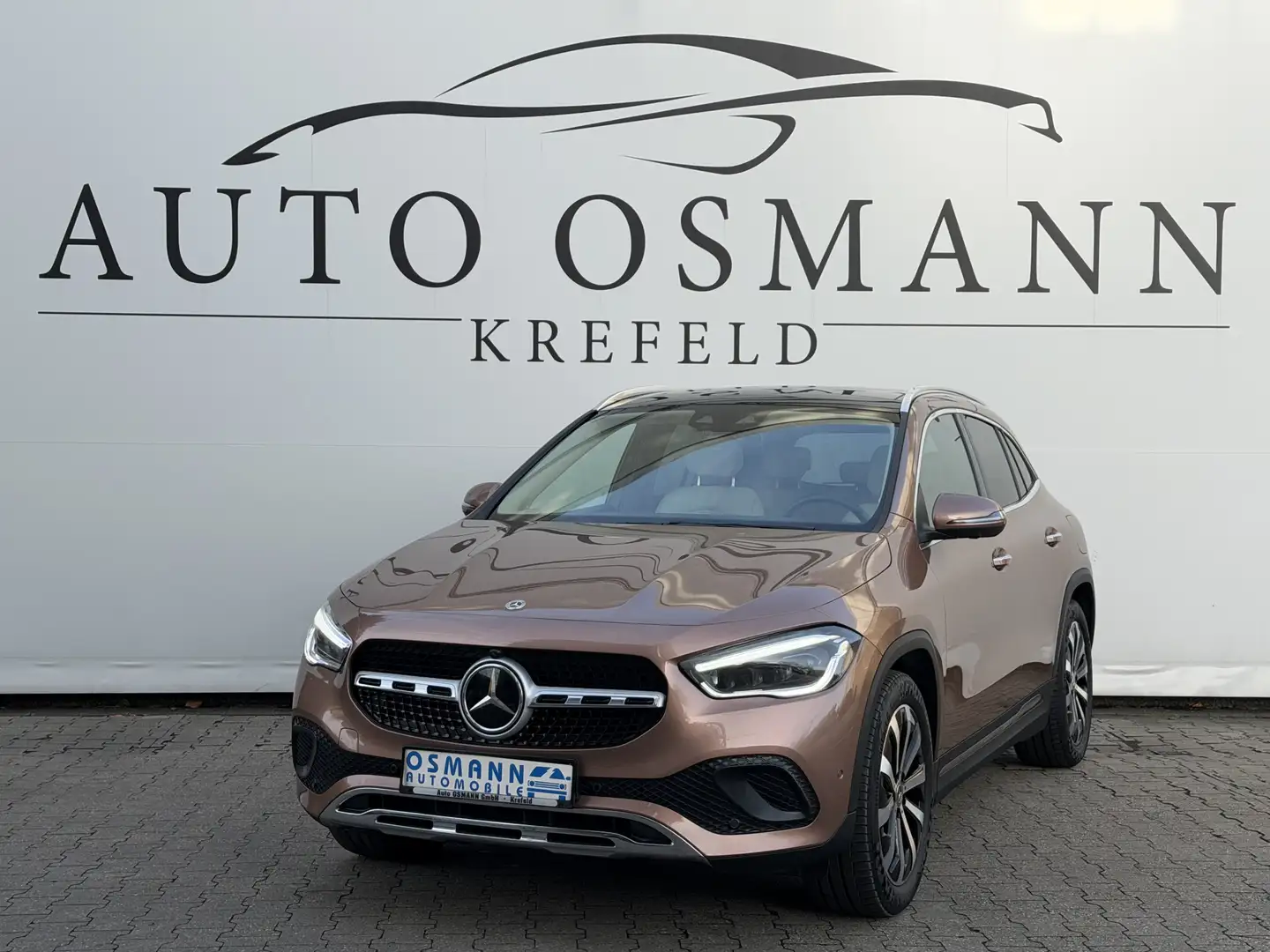 Mercedes-Benz GLA 220 d 4M 8G-DCT |HUD|360°K|DTR+Q|MultiBeam Arany - 1