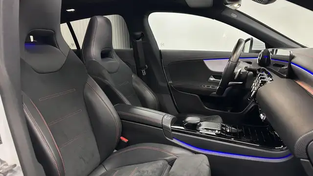 Mercedes-Benz Cla Class view 4