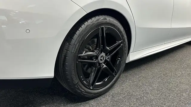 Mercedes-Benz Cla Class view 15