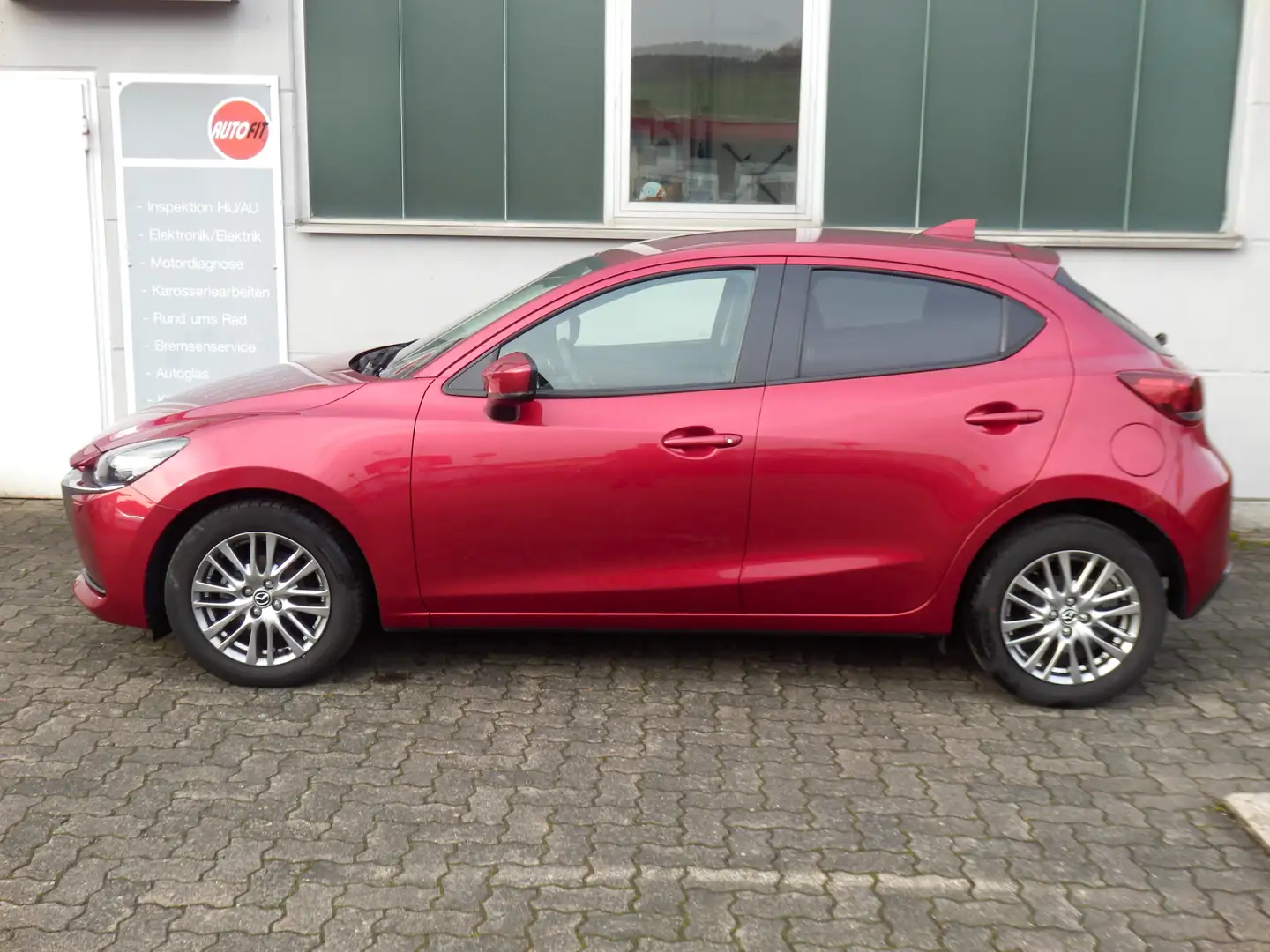 Mazda 2 2 SKYACTIV-G 90 M HYBRID KIZOKU Rot - 1