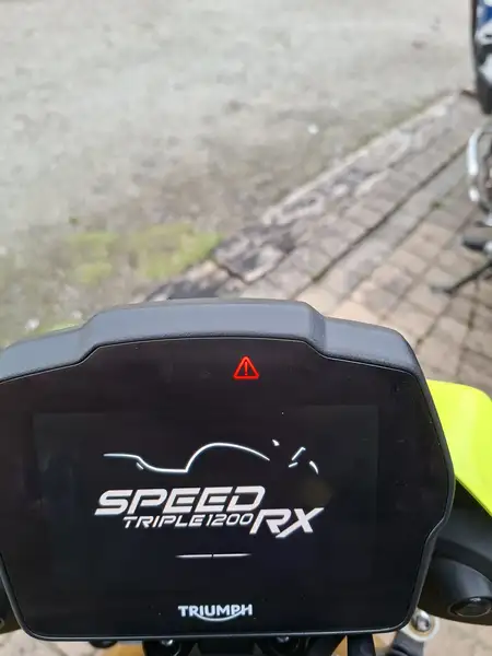 Triumph Speed Triple 1200 RS - foto 2