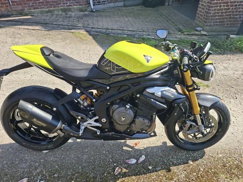 Triumph Speed Triple 1200 RS - foto 3