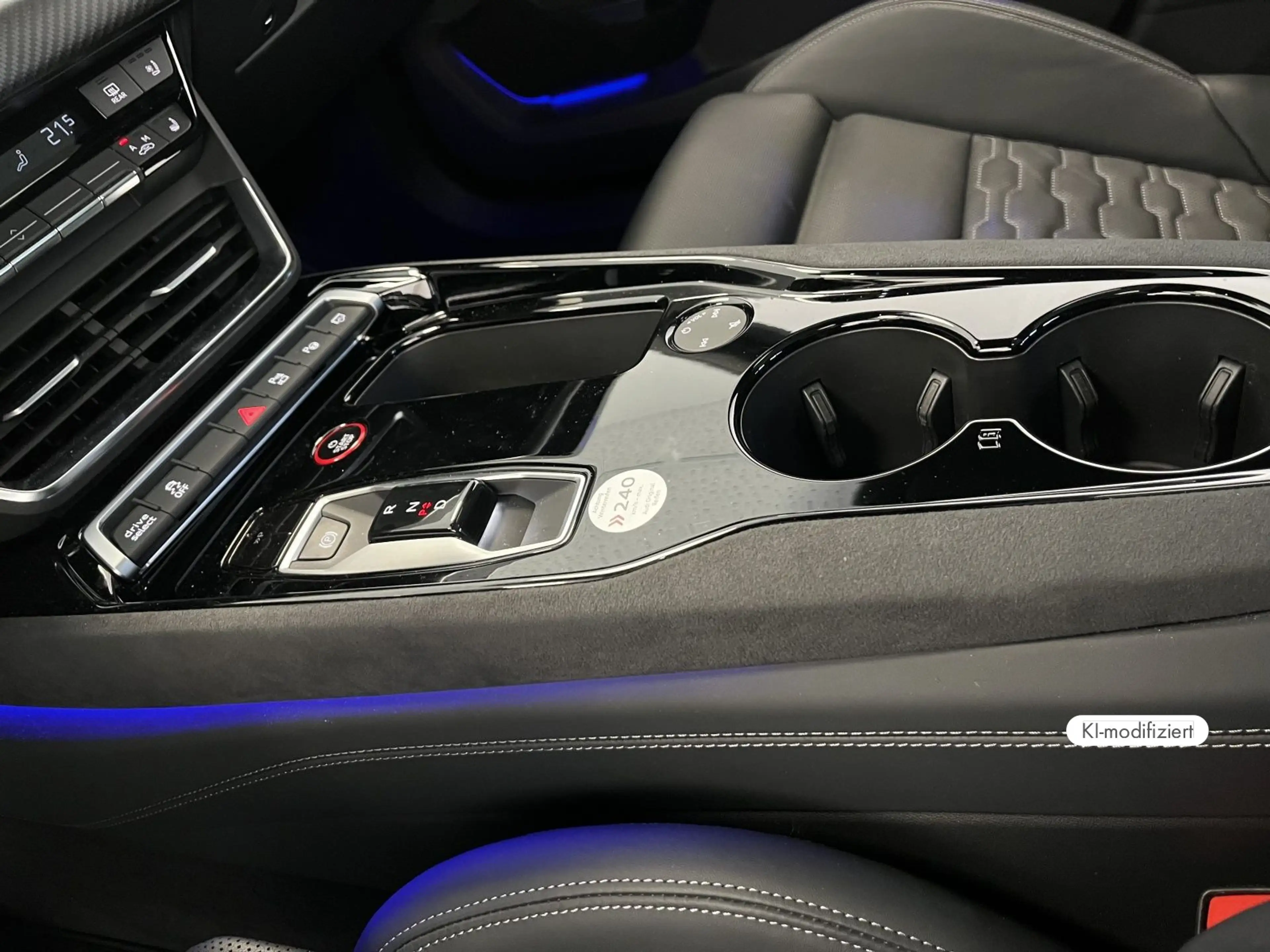Audi RS e-tron GT quattro — photo 7