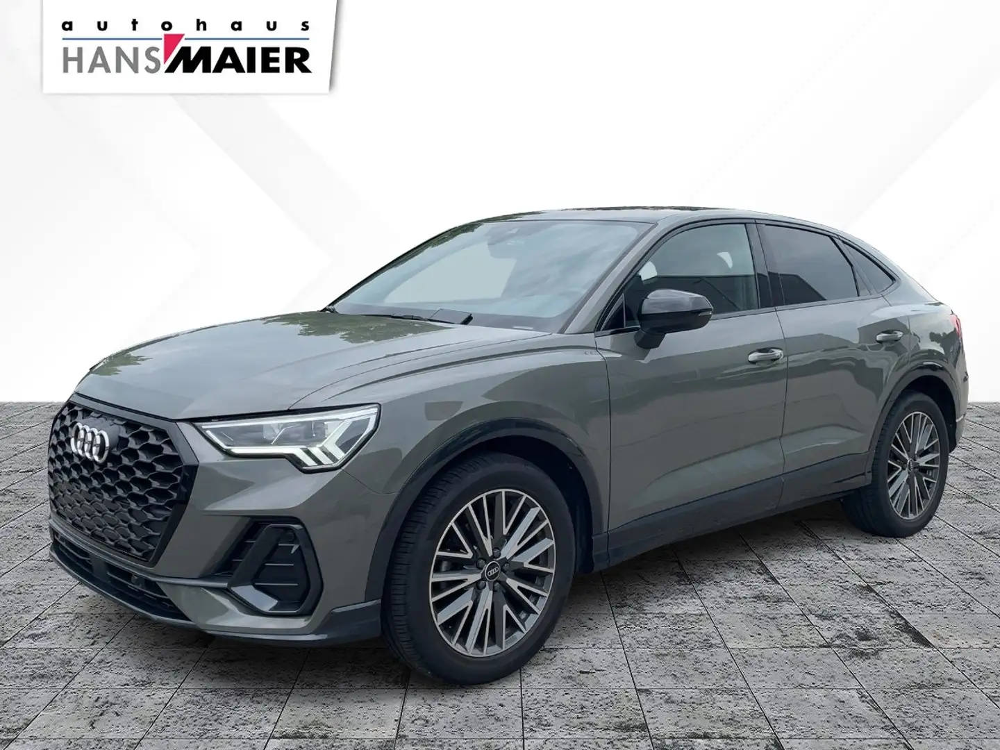 Audi Q3 Sportback TFSI basis S tronic Pano Navi LM 19 Grigio - 2