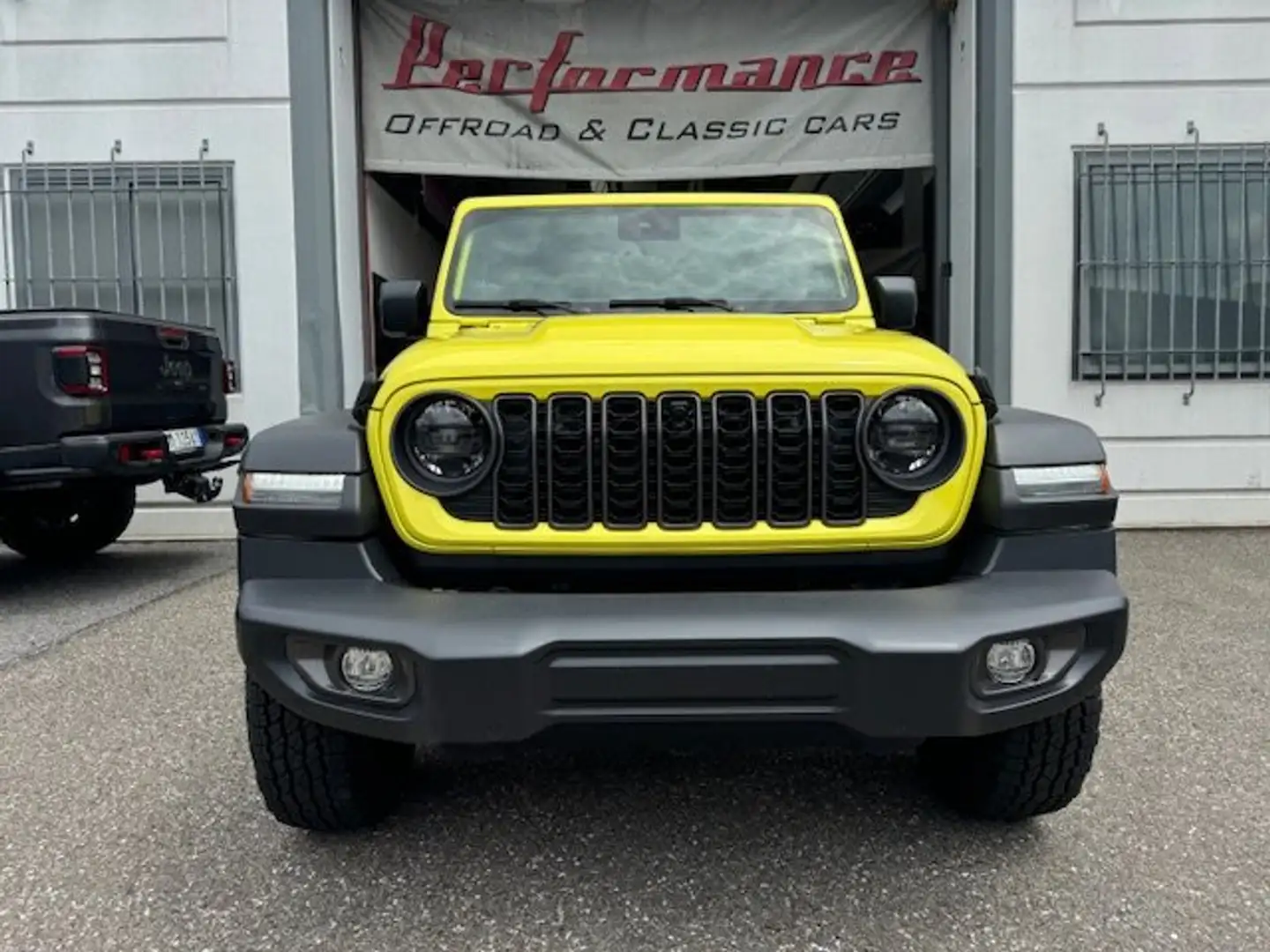 Jeep Wrangler RUBICON 2.0 TB RESTYLING MOD. 2024 Geel - 2