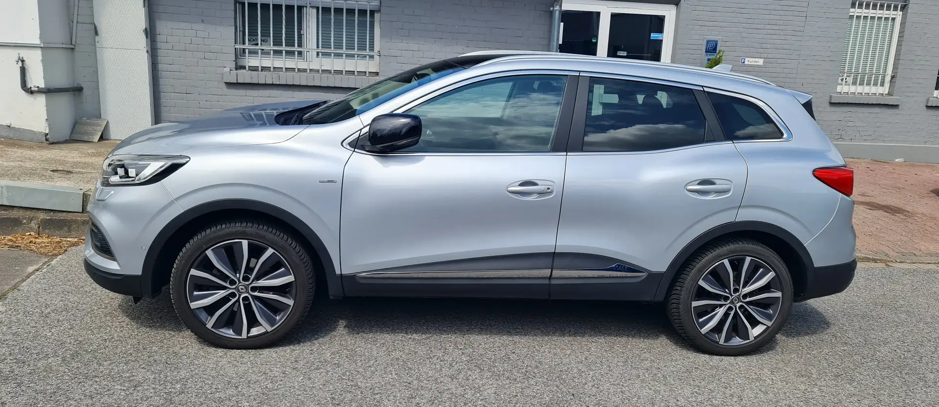Renault Kadjar Kadjar TCe 140 EDC GPF BOSE EDITION Grau - 2