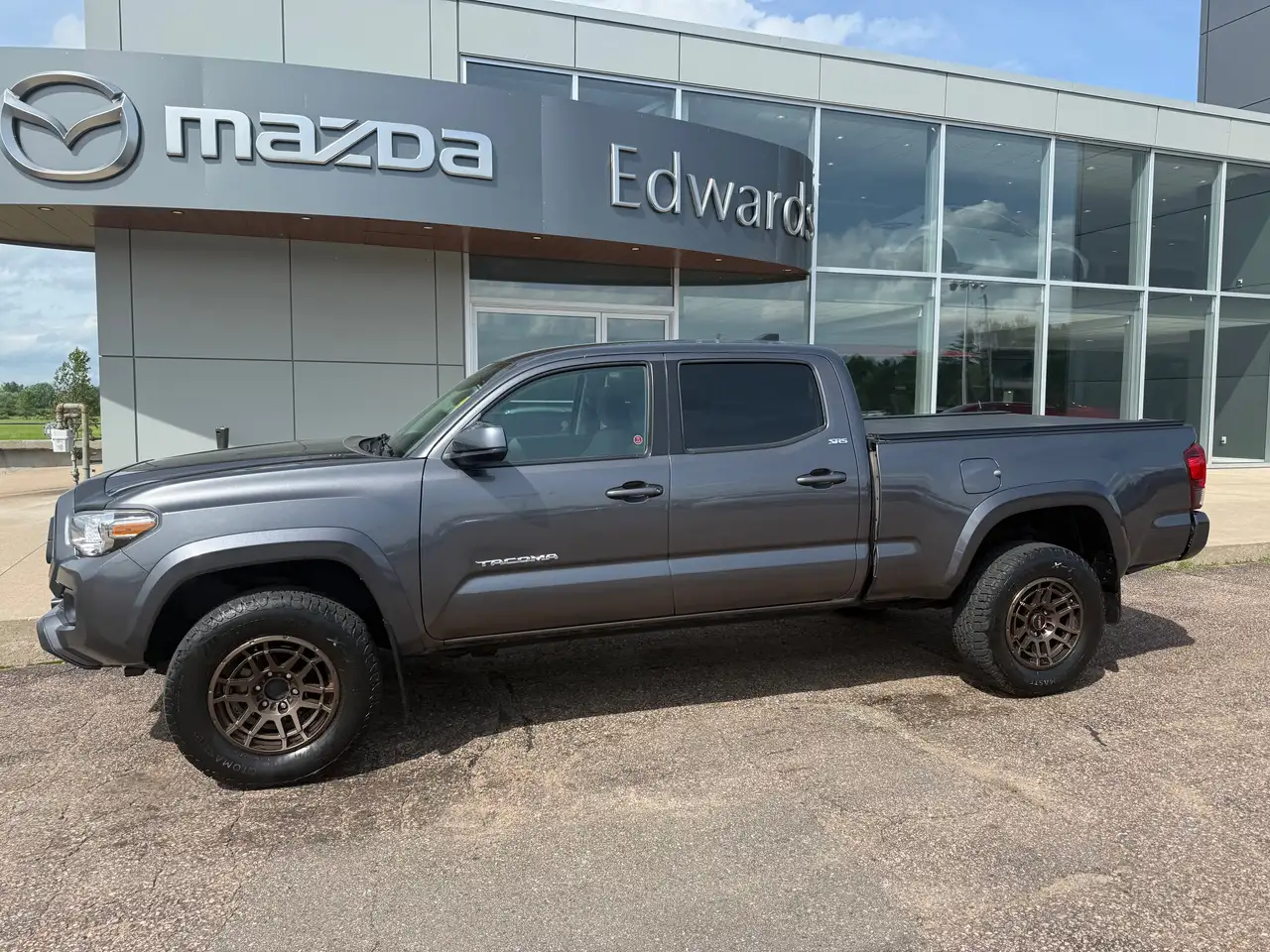 Toyota Tacoma fotografie Toyota Tacoma