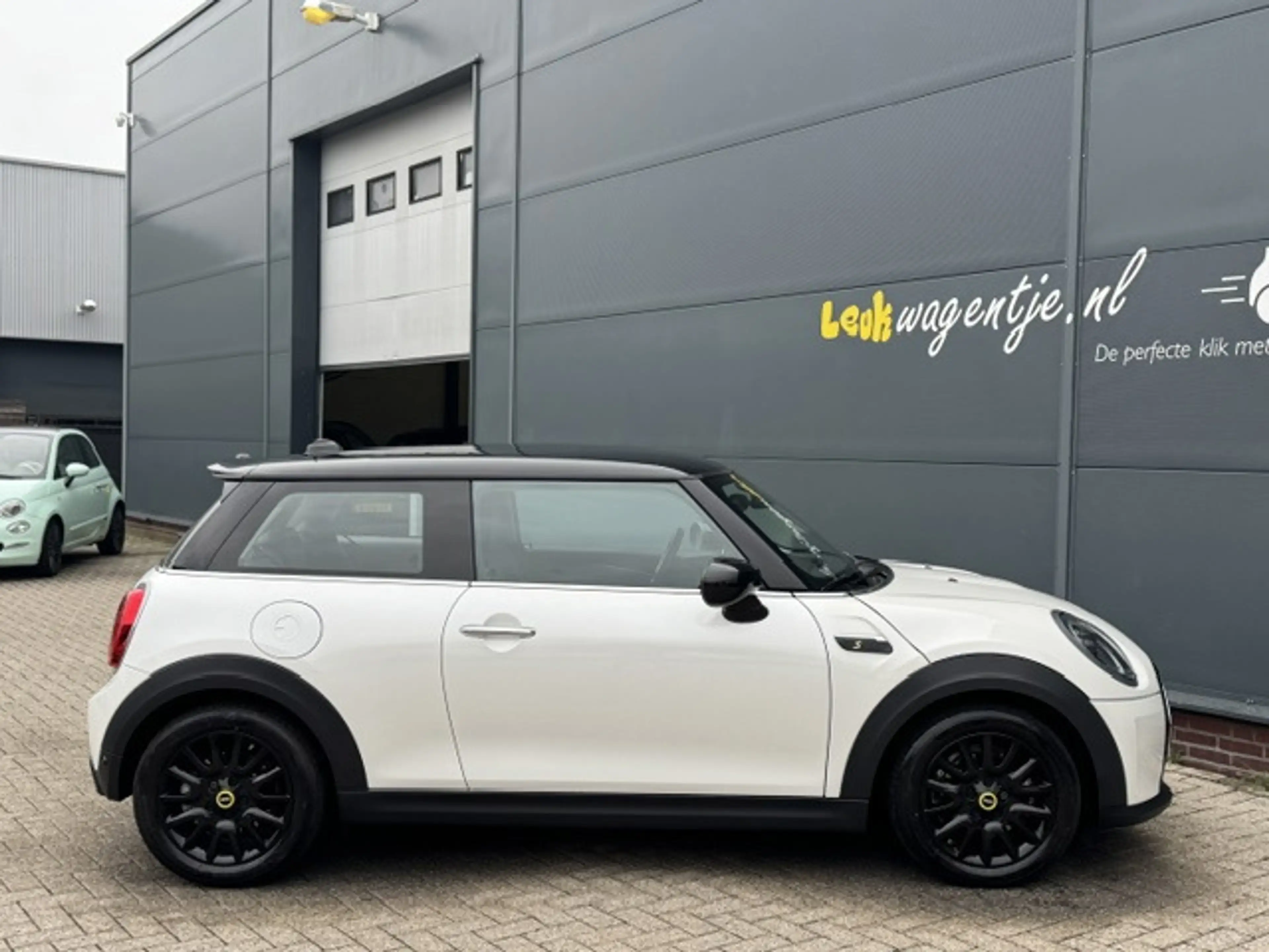 MINI Electric Classic 33 kWh *carplay *stoelverw. *17.1 — photo 7