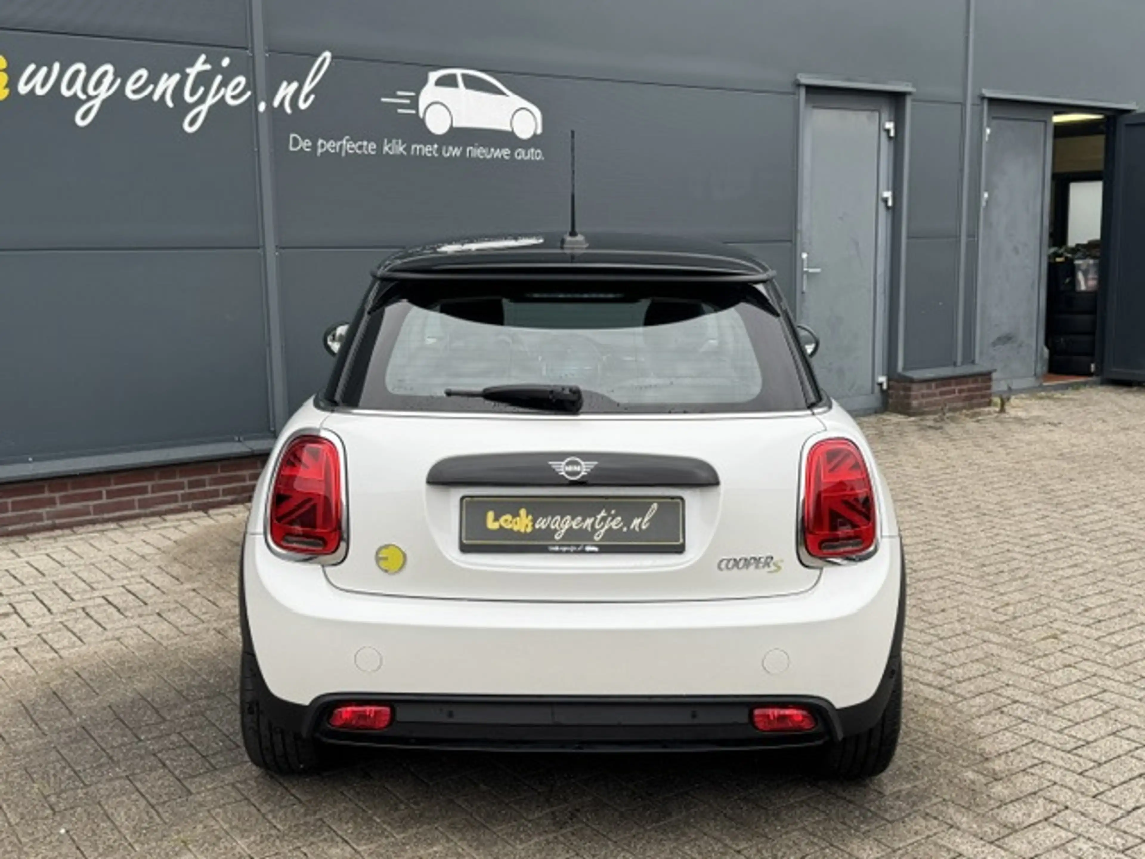 MINI Electric Classic 33 kWh *carplay *stoelverw. *17.1 — photo 5