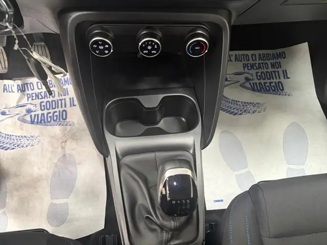Citroen C3 view 18