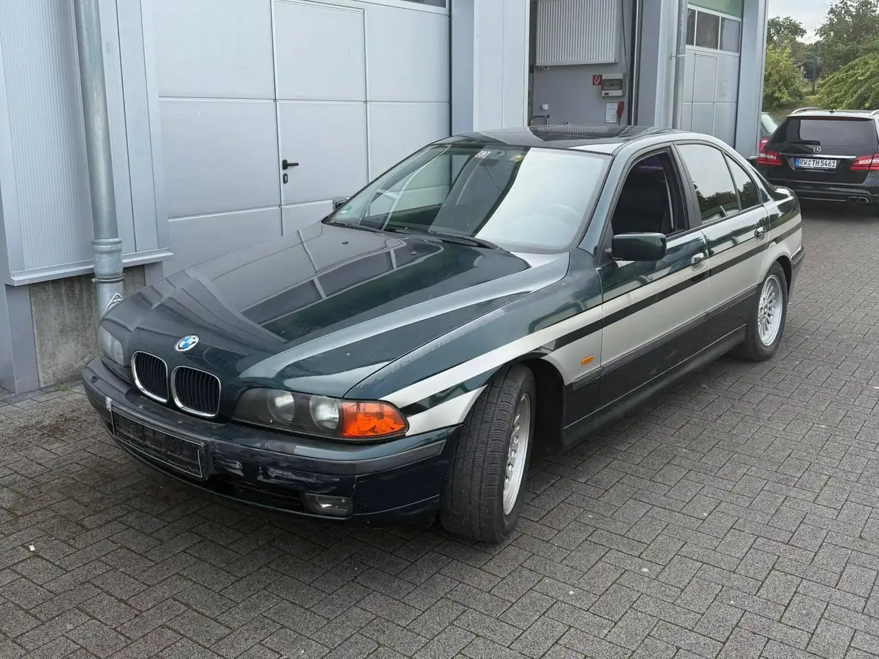 BMW 520i, foto 2
