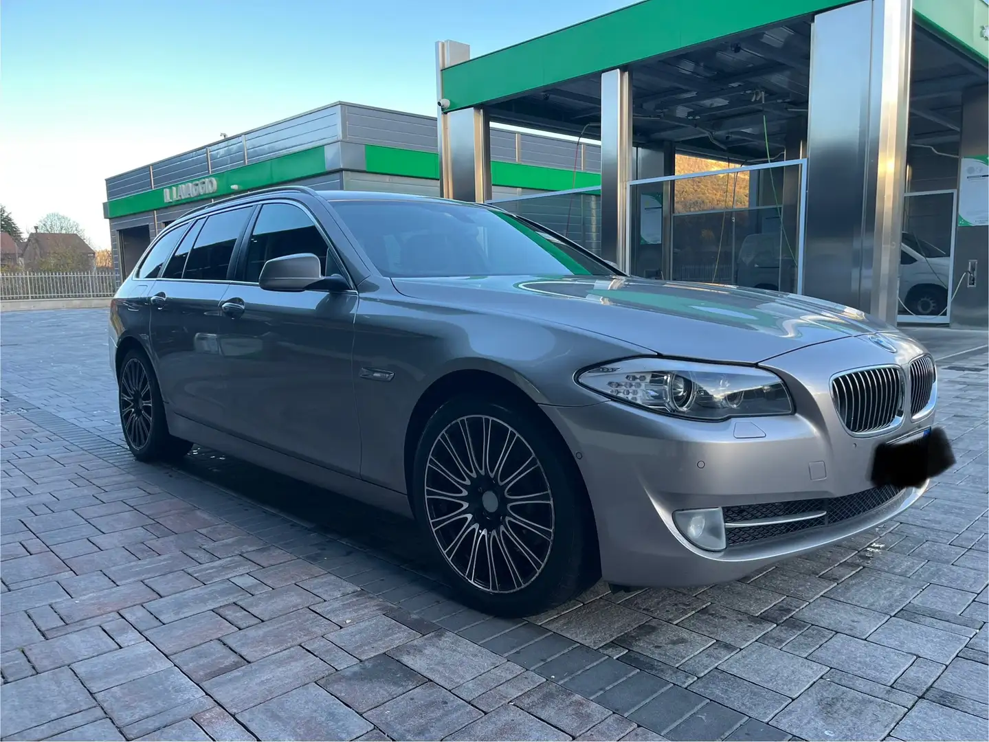 BMW 520 Business Beige - 2