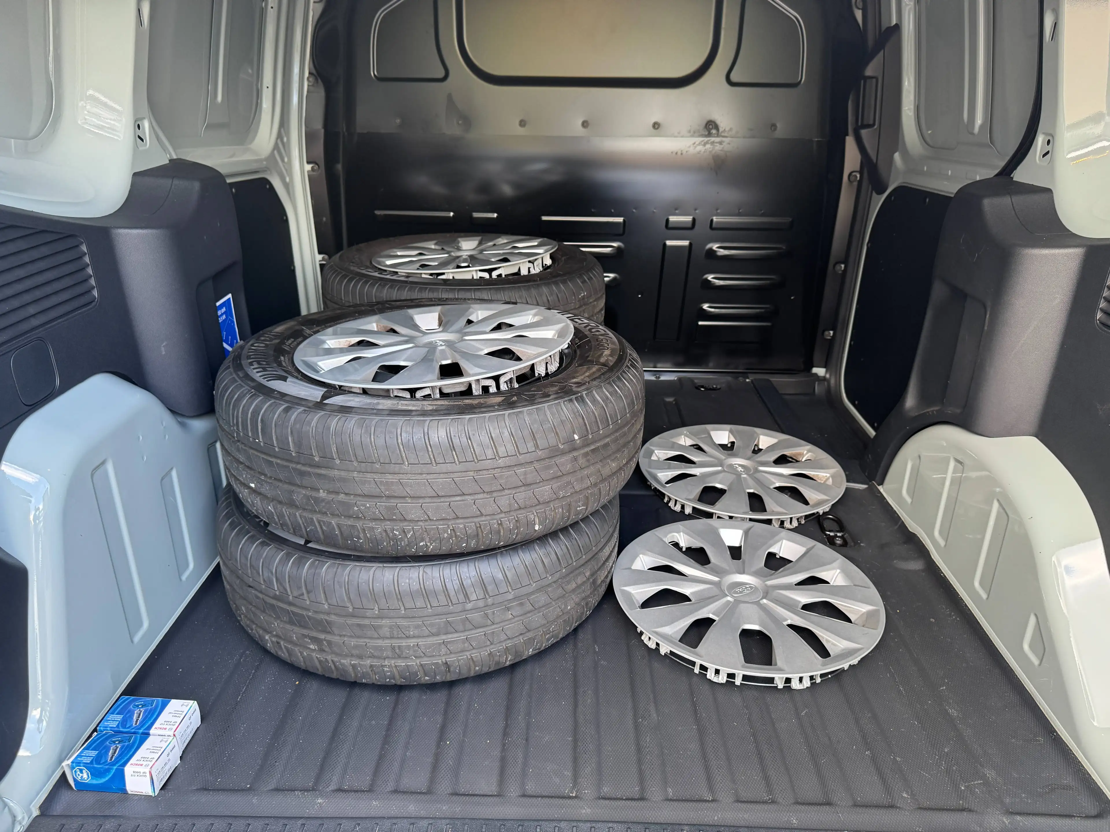 Ford Transit Courier Transit Courier 1.0 EcoBoost Trend/Navigatie/5j gar — photo 7