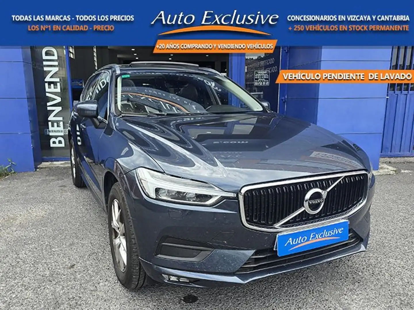 Volvo XC60 D4 Momentum AWD Aut. Azul - 1