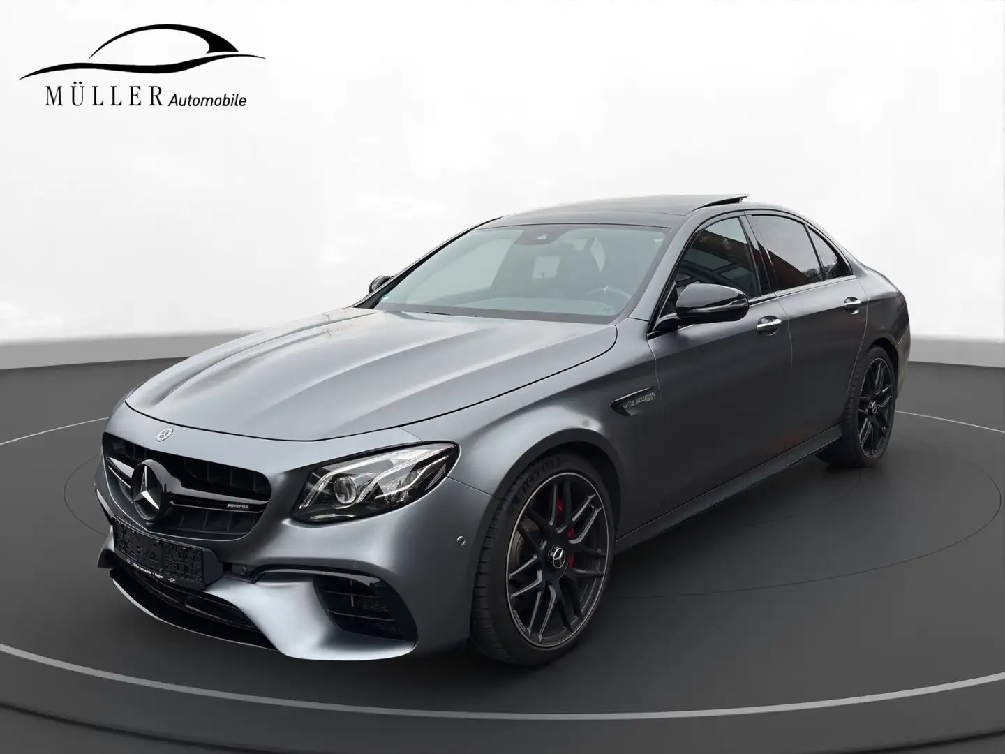 Mercedes-Benz E 63 AMG E 63 S AMG 4Matic+ Magno Grau Night Pano Luft Gris - 1