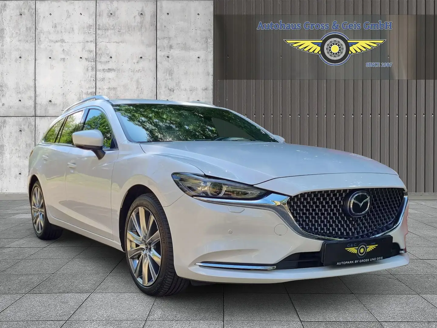 Mazda 6 Kombi SKYACTIV-G 194 Drive i-ELOOP Sports-Line Weiß - 2