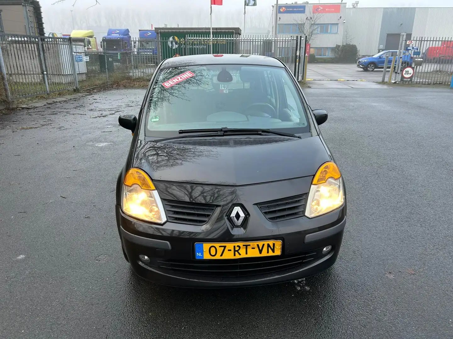 Renault Modus 1.4-16V Privilège Luxe Zwart - 2