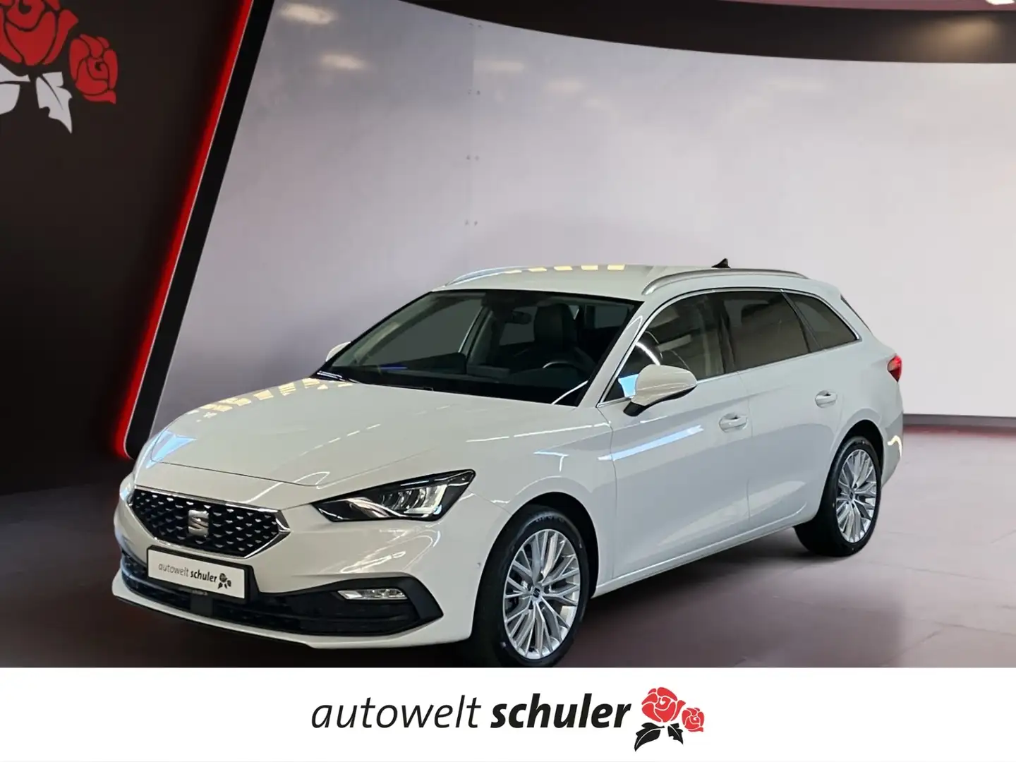 SEAT Leon ST 1.5 eTSI DSG Xcellence LED Navi PDC Weiß - 1