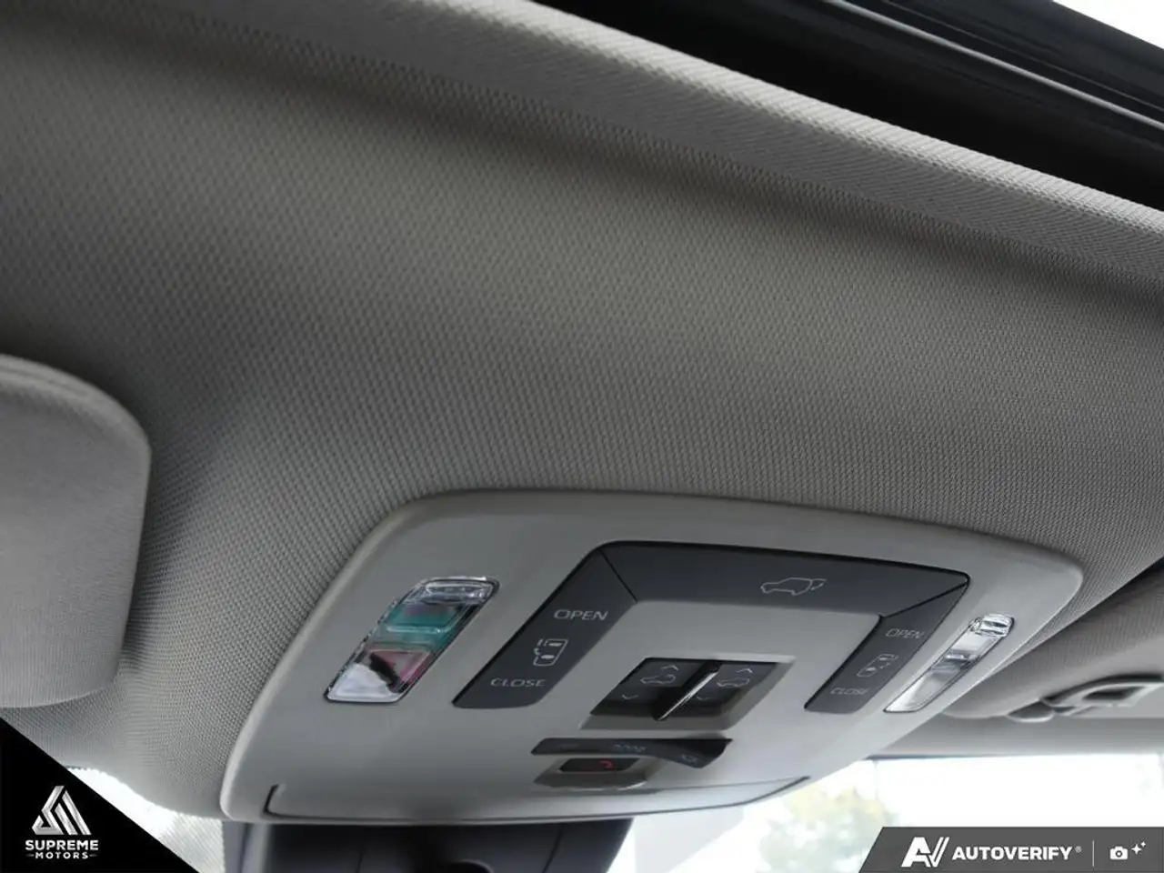 Toyota Sienna fotografie Toyota Sienna