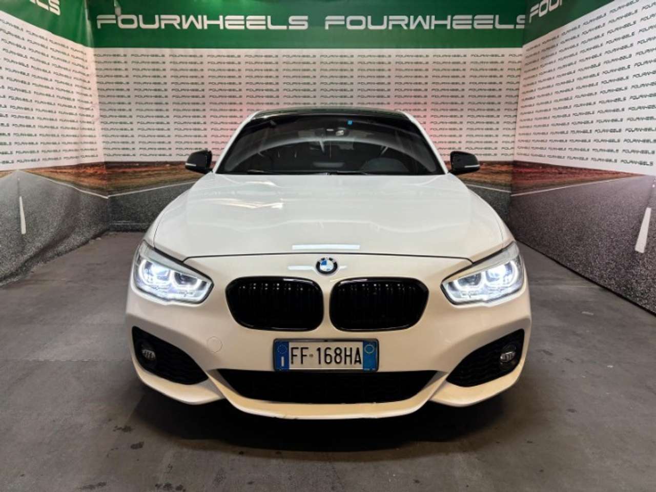 BMW 116 Serie 1 F/20-21 2015 116d Msport 5p auto