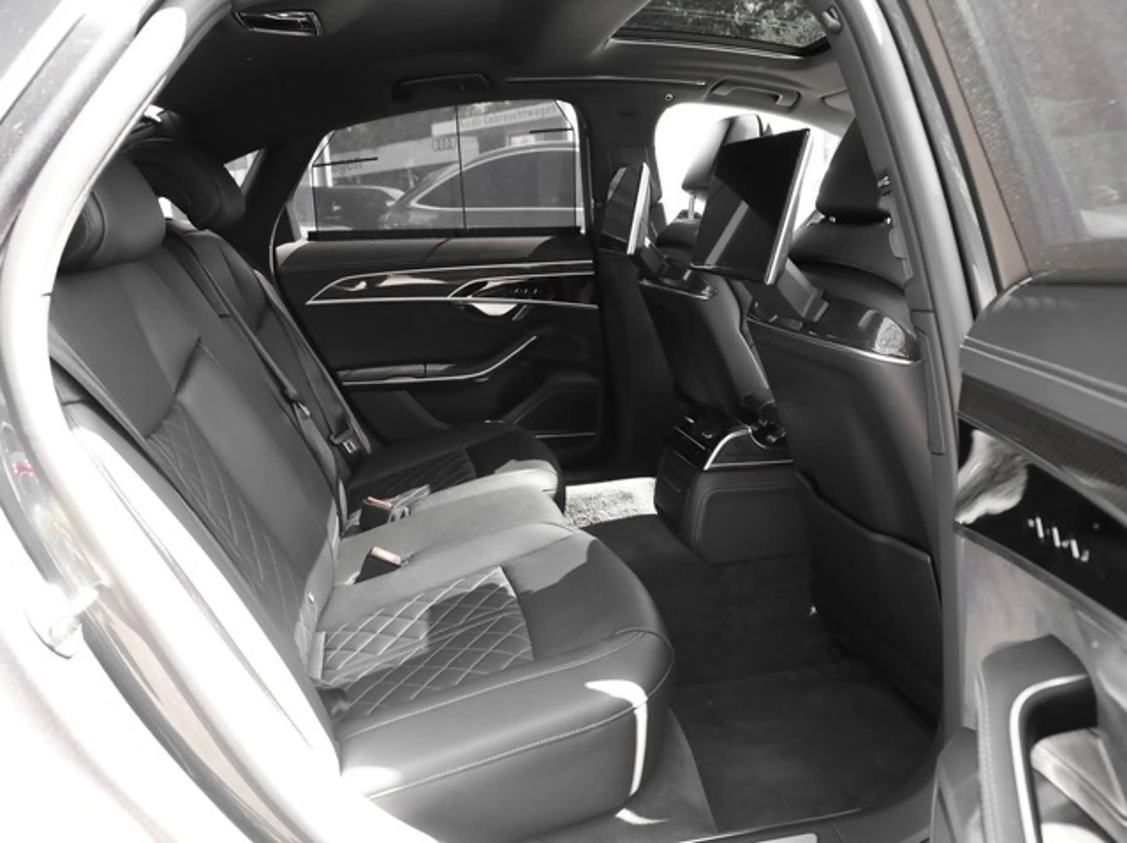 Audi S8 TFSI LM21 AHK ACC HD Matrix Pano B&O HUD Standhzg — photo 7