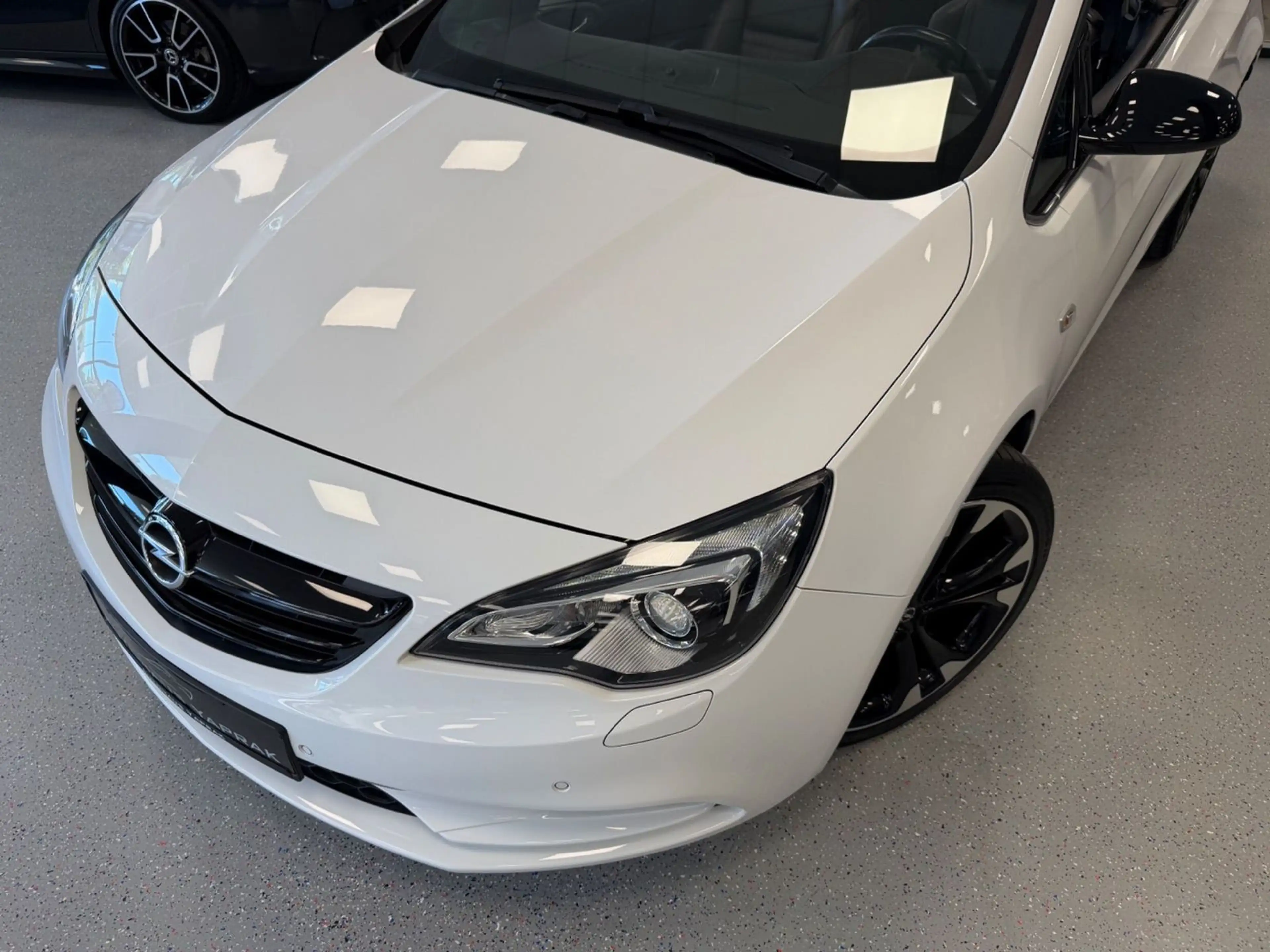 Opel Cascada Innovation|Navi|Leder|Kamera|20"LM|Sheft — photo 4