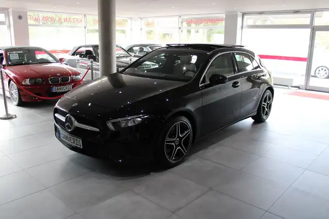 Mercedes-Benz A 220 DCT SPORTPAKET EXCLUSIVE PANORAMA AMG 18"