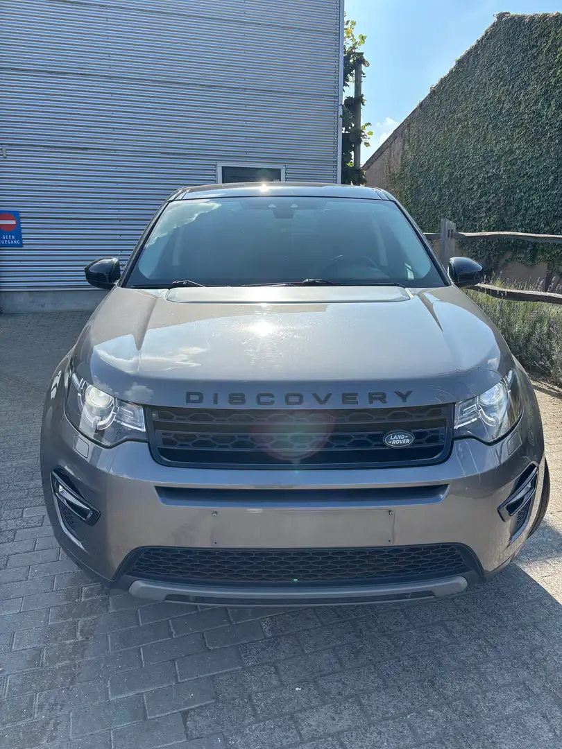Land Rover Discovery Sport Discovery Sport TD4 Aut. HSE *LICHTE VRACHT* Gris - 2