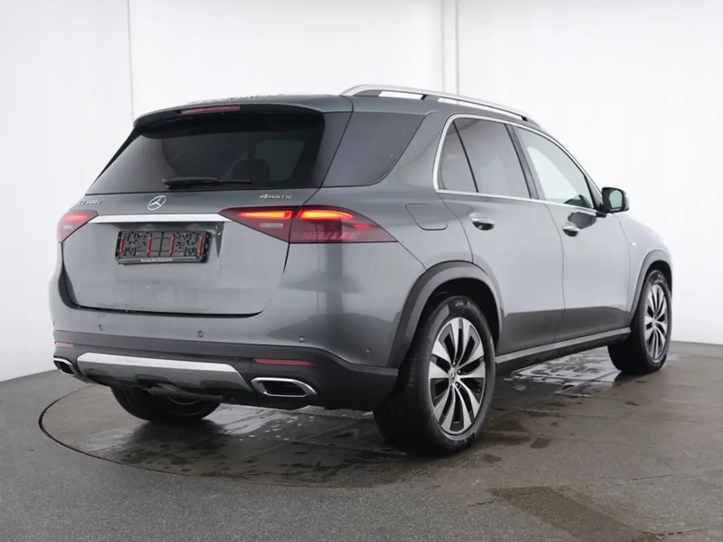 Mercedes-Benz GLE 400 e 4-Matic Luxury Line | Luchtvering | Panoramadak Gris - 2